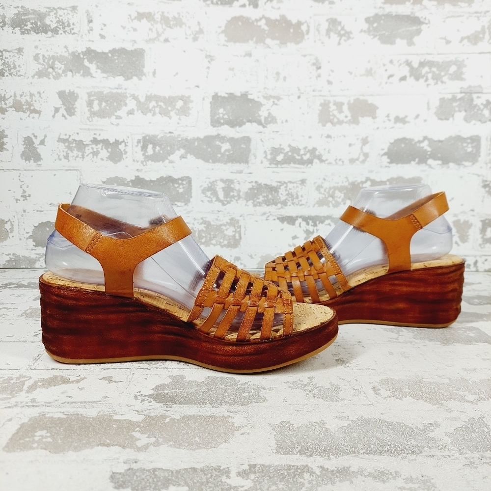 New KORKS Marley Tan Strappy Wedge Sandal H330 - Picture 3 of 11